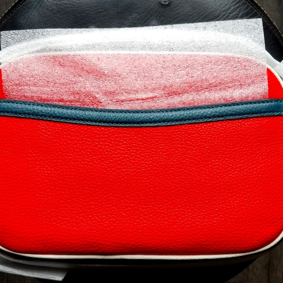 Coach │ Marvel Convertible BeltBag With Spider-Man - Picture 5 of 5